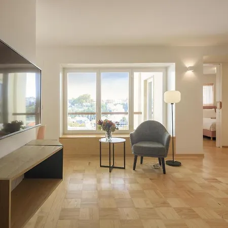 Serviced - Principe Real *